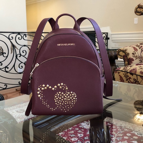 Michael Kors Handbags - Authentic Michael Kors MD Abbey leather backpack